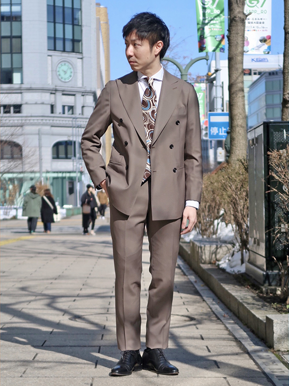 ONLY クリスタ長堀店のスーツギャラリー｜デキる男のためのオーダースーツガイド【大阪心斎橋版】