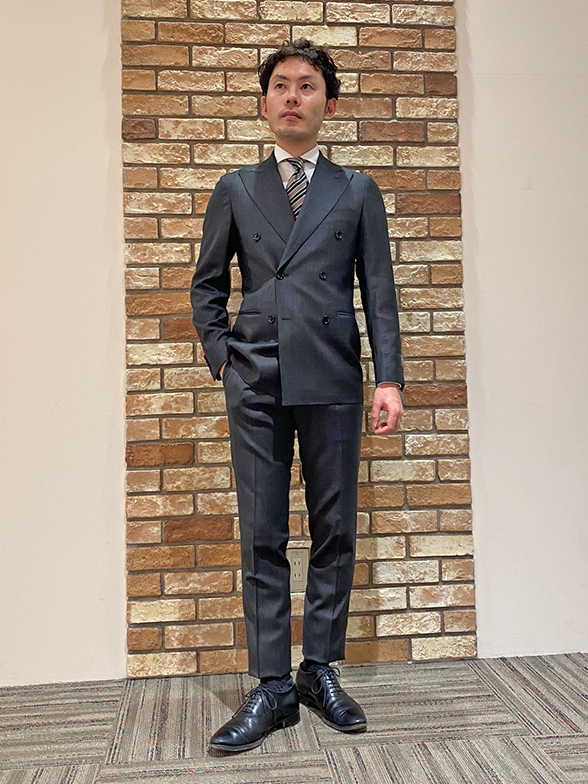 ONLY クリスタ長堀店のスーツギャラリー｜デキる男のためのオーダースーツガイド【大阪心斎橋版】